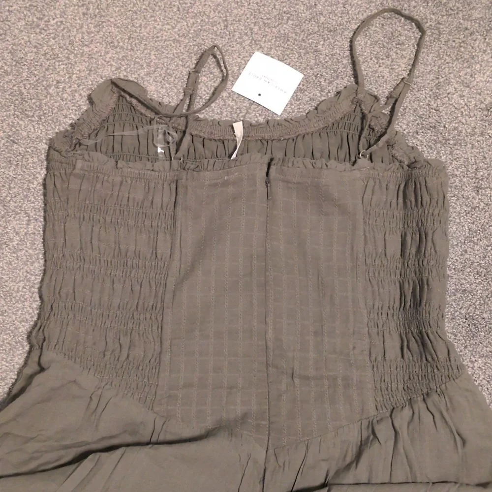 NWT American Eagle Bella Bow Dress Olive Green Size Medium - Picture 6 of 6